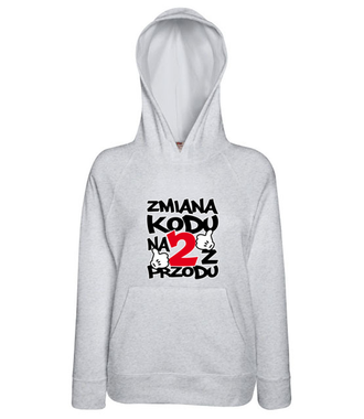 Zmiana kodu na 2 z przodu  - Bluza z nadrukiem - Urodziny - Damska z kapturem
