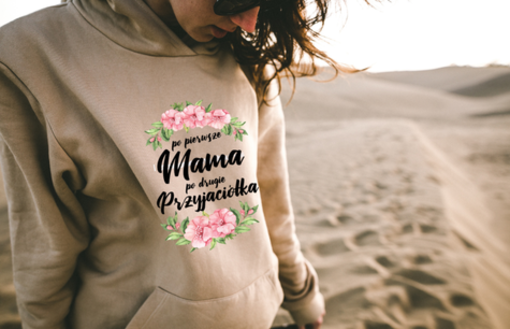 Bluza z ciekawą grafiką