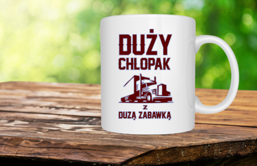 Modna grafika na kubku